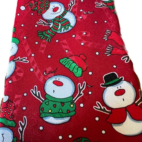 Yule TIE Greeting Snowmen Tie by Hallmark Licensing Red - Picture 1 of 3